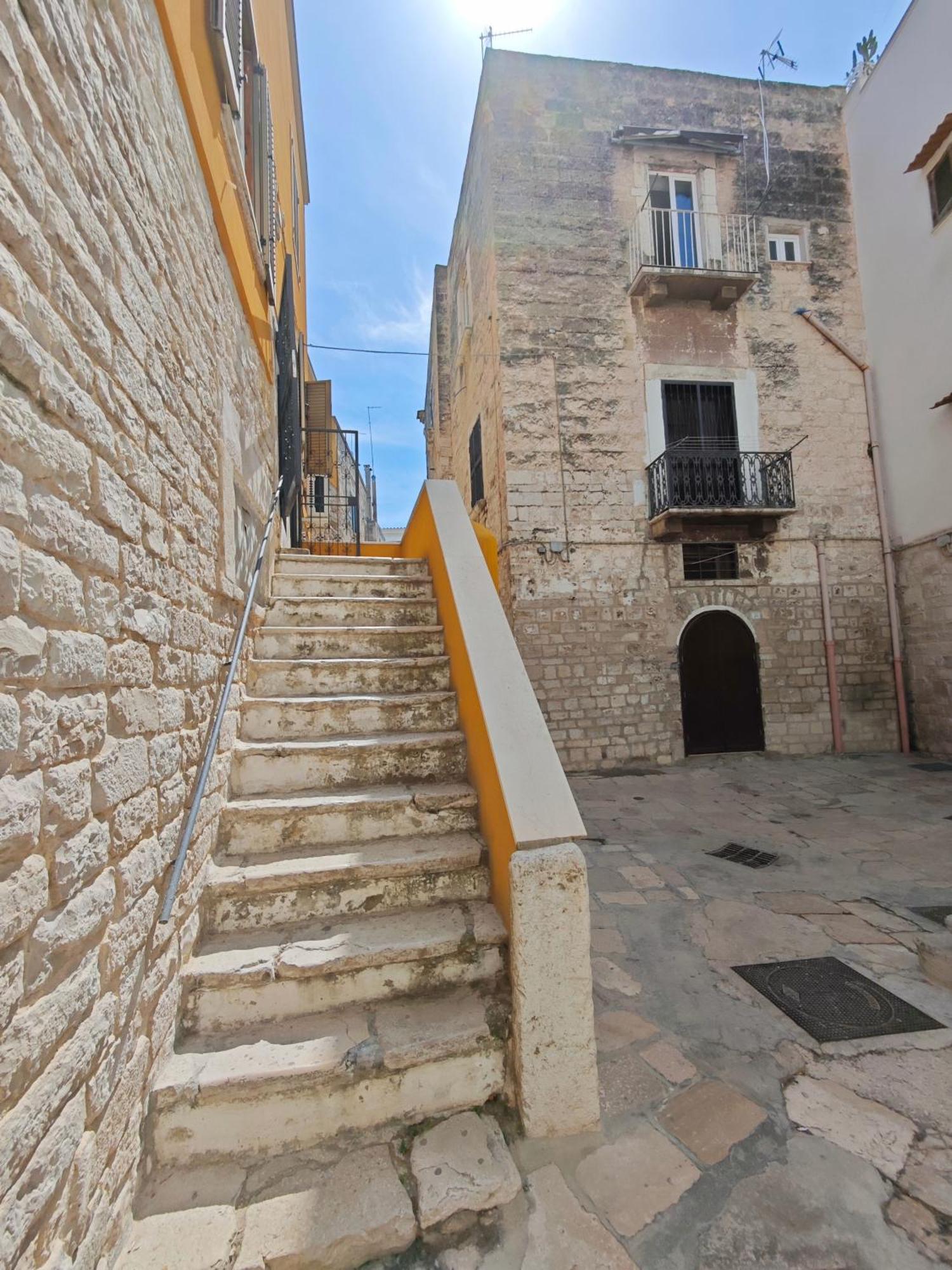 Dolce Terra Mia Apartment Trani Exterior foto
